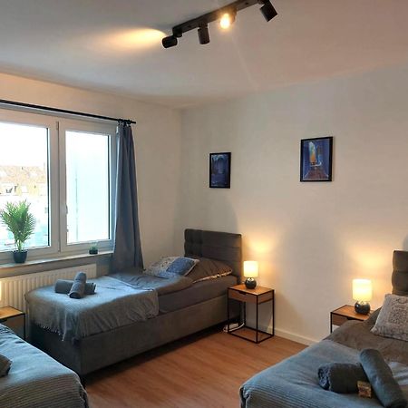 Rtr Essen - Fuer Bis Zu 8 Personen - Voll Ausgestattet - Zentral Limbecker Platz - Messe - Uniklinikum - Smart Tv - Modern Apartment ภายนอก รูปภาพ