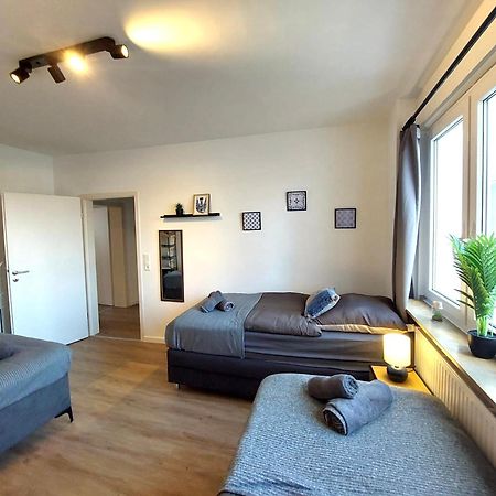 Rtr Essen - Fuer Bis Zu 8 Personen - Voll Ausgestattet - Zentral Limbecker Platz - Messe - Uniklinikum - Smart Tv - Modern Apartment ภายนอก รูปภาพ