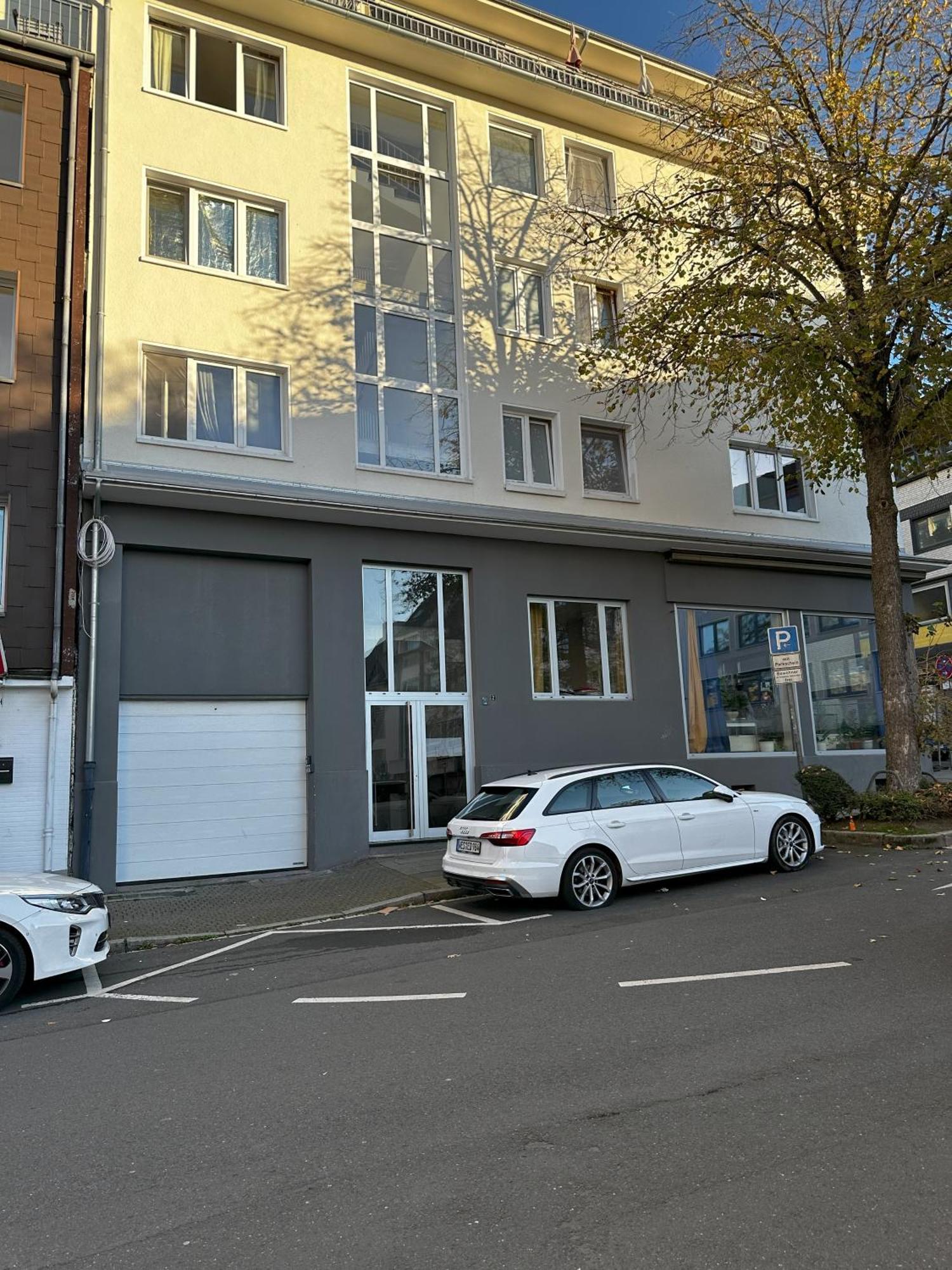 Rtr Essen - Fuer Bis Zu 8 Personen - Voll Ausgestattet - Zentral Limbecker Platz - Messe - Uniklinikum - Smart Tv - Modern Apartment ภายนอก รูปภาพ