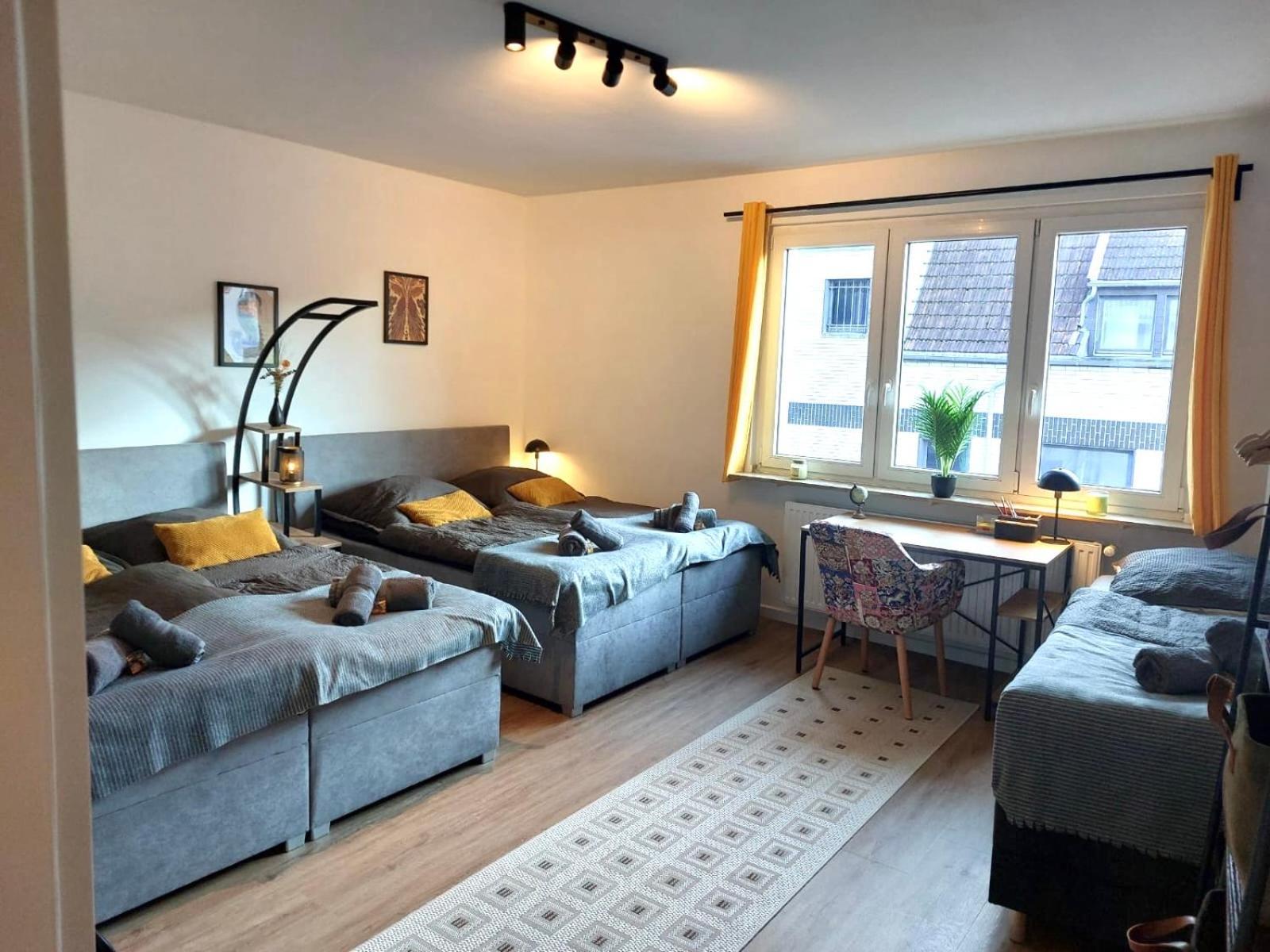 Rtr Essen - Fuer Bis Zu 8 Personen - Voll Ausgestattet - Zentral Limbecker Platz - Messe - Uniklinikum - Smart Tv - Modern Apartment ภายนอก รูปภาพ