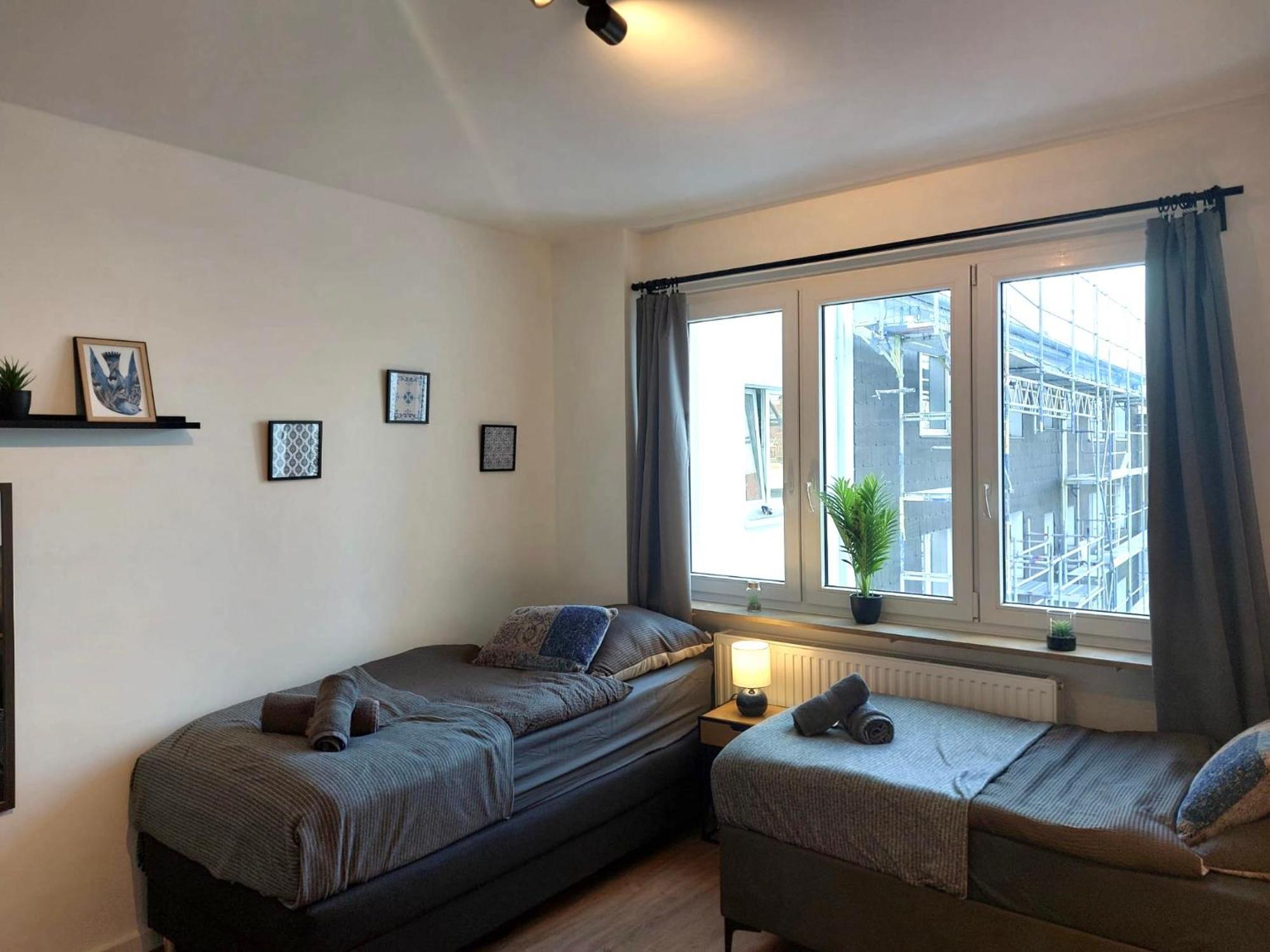 Rtr Essen - Fuer Bis Zu 8 Personen - Voll Ausgestattet - Zentral Limbecker Platz - Messe - Uniklinikum - Smart Tv - Modern Apartment ภายนอก รูปภาพ